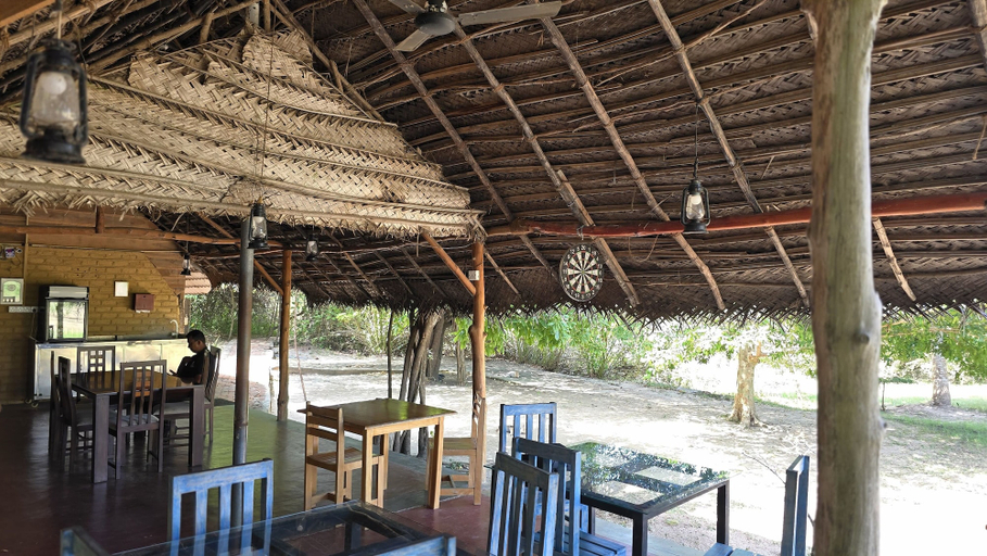 Food & Drinks 5, Wild Wadi wilpattu, Vanathavilluwa