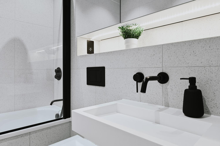 Bathroom 2, Khayat Homes - Kings Cottage, London