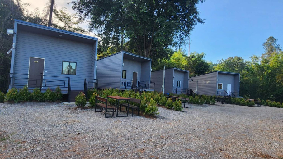 Riverhill khaoyai บ้านกล่อง, Pak Chong