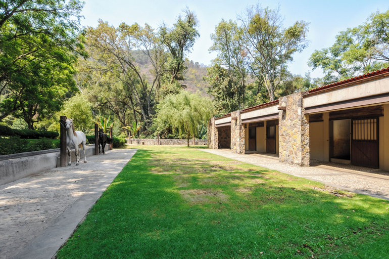 Exterior & Views 2, El Salto Luxury Ranch with Lake View, Valle de Bravo