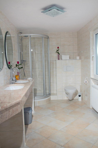 Bathroom 4, Hotel Albergo Mamma Rosa, Wunsiedel im Fichtelgebirge