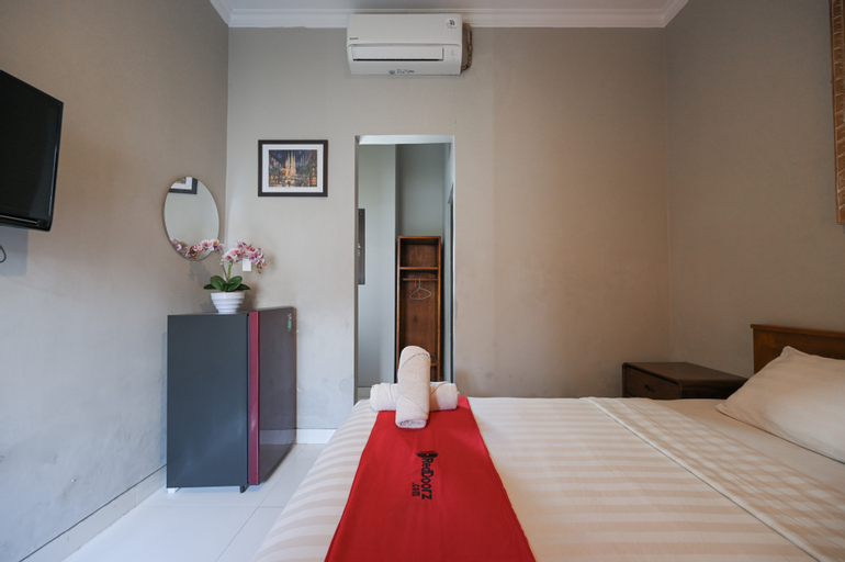 Bedroom 26