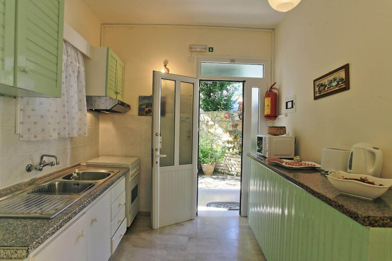 Room 2, Jasmin in Katavolos With 1 Bedrooms and 1 Bathrooms, Ionian Islands