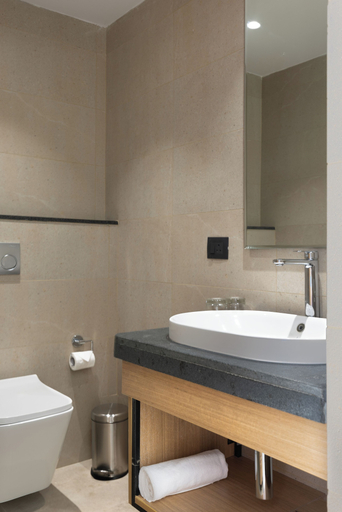 Bathroom 4