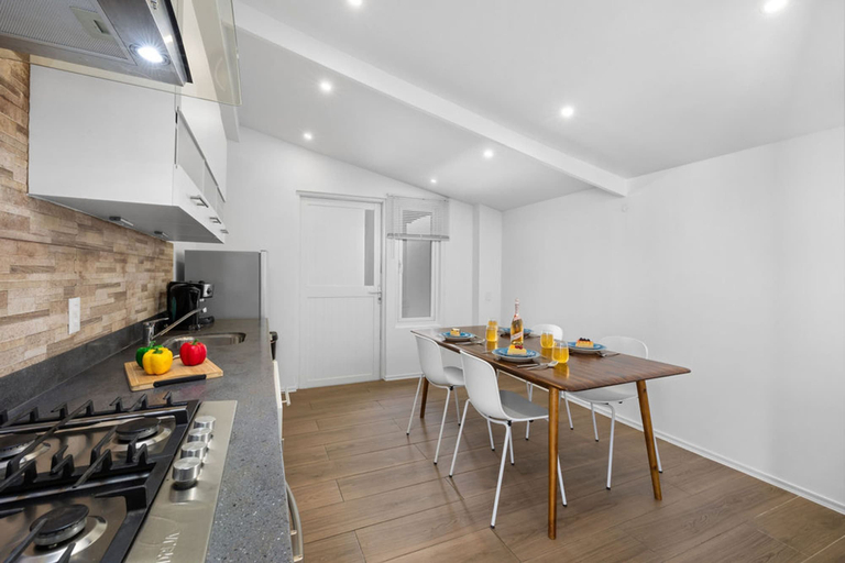 Others 5, NEW Modern 3BR 3BA Private Pool Centrallylocated