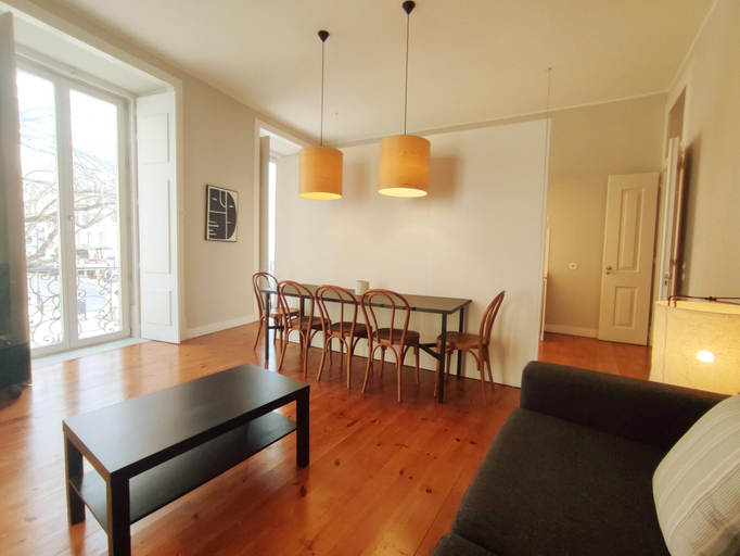 Room 4, Chic Combro Hideway by Misha S Place, Lisbon