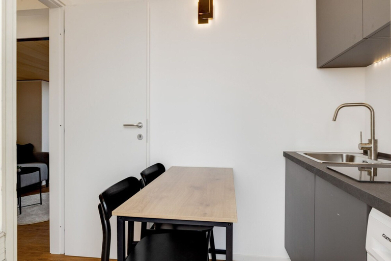 Others 5, Cozy Penthouse With Stunning View Balcony, Milano