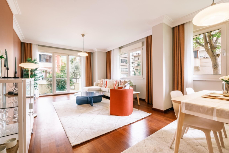 Room 4, Spacious Flat 3 min to Coast and Bagdat Avenue, Kadıköy