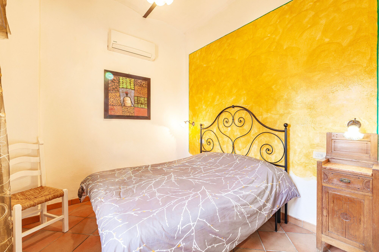 Bedroom 2, Broom apt With Shared Pool, Perugia