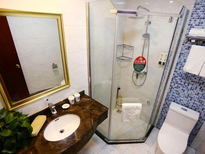 Bathroom 4, GreenTree Inn Hefei Binhu Exhibition Center Hotel, Hefei