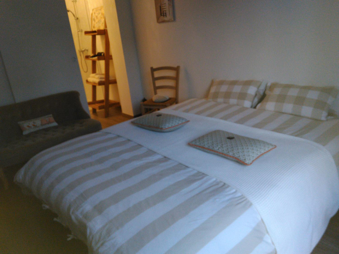 Others 5, Chambre et petit dejeuner pres de la mer, Manche