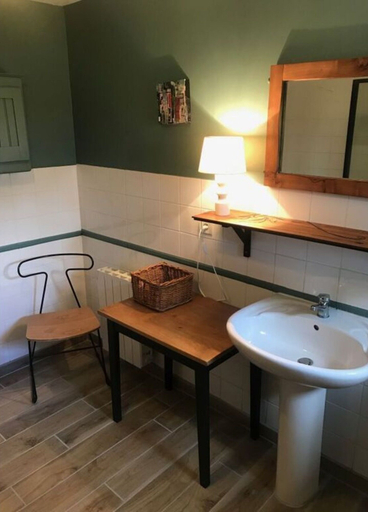 Bathroom 3, Apartment in Saint-lo-d'ourville, Manche