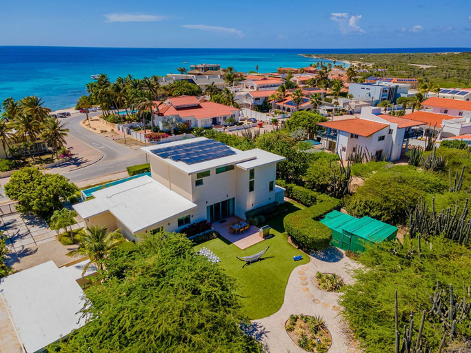Exterior & Views 2, NEW Luxury 4BR Beachfront Villa w Infinity Pool