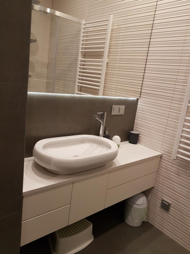 Bathroom 3, Apartament z Ogrodem, Kłodzko