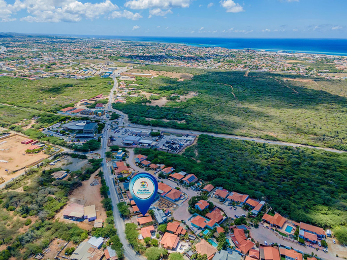 Exterior & Views 5, Cozy 1br1ba w Private Pool Patio Close 2 Beach