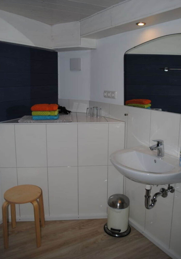 Bathroom 4, Holiday Apartment on the Slope, Berchtesgadener Land