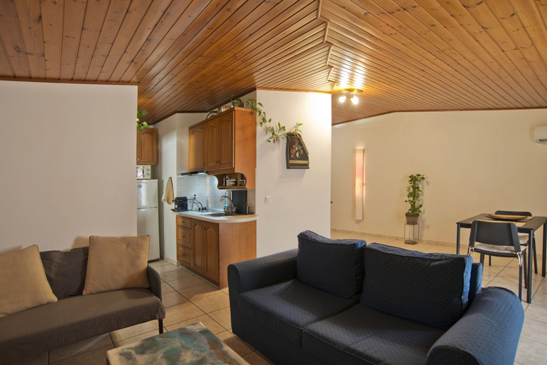 Room 3, Apos Place in Pefki With 1 Bedrooms and 1 Bathrooms, Attica