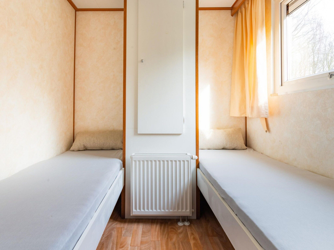 Room 3, Chalet Near De Braakman Nature Reserve, Terneuzen