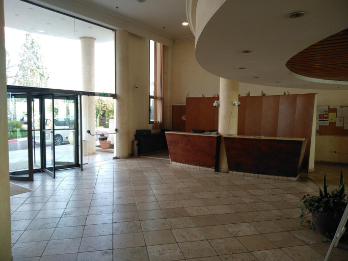 Public Area, Shoresh mountain