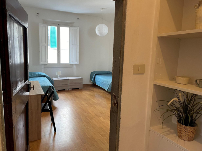 Others 3, Badesse Apartment in Firenze, Florence