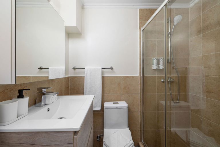 Bathroom 4, Upscale Gated Community Oasis Close to the Beach