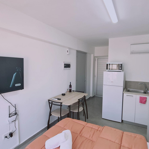 Room 3, 100 AN - Napa Living 23