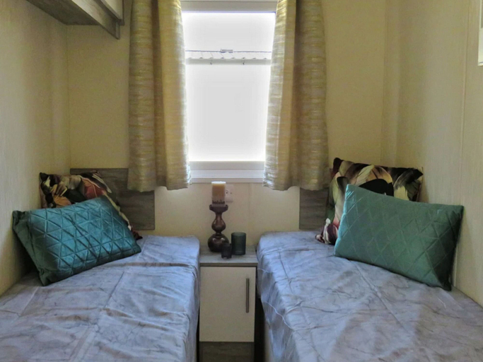 Bedroom 3, Nice Chalet in the Antwerp Kempen, Antwerpen