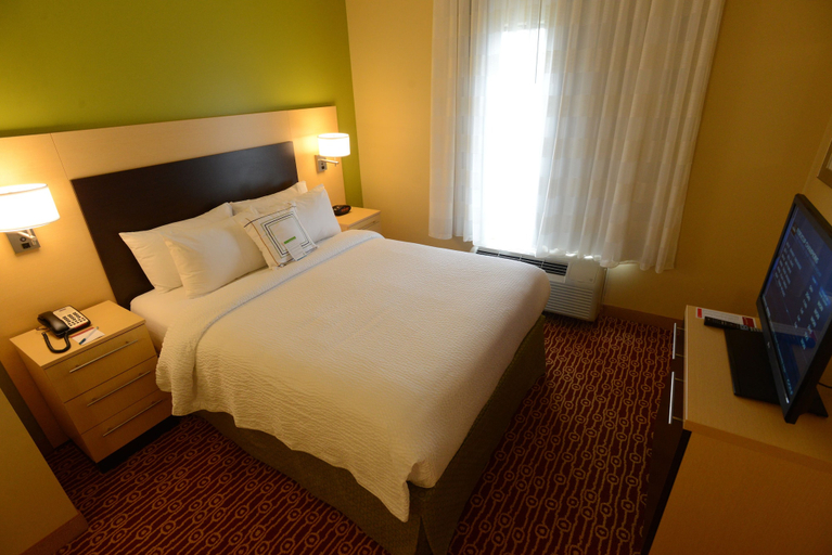 Bedroom 4, TownePlace Suites Bowling Green, Warren