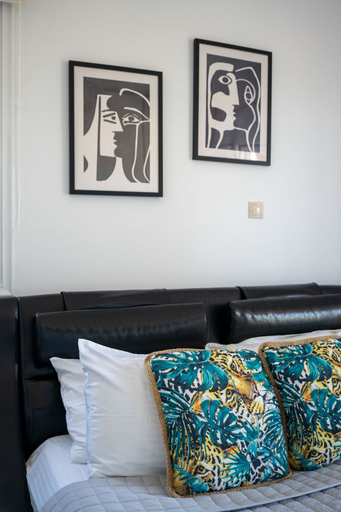 Room 4, Villa Elena Beach - With Private Heated Pool, Crete
