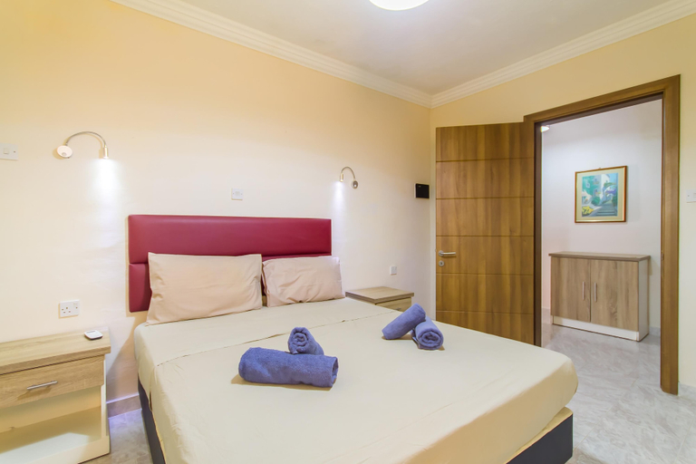 Room 5, Merill Pool and Sea Charming Apart 5