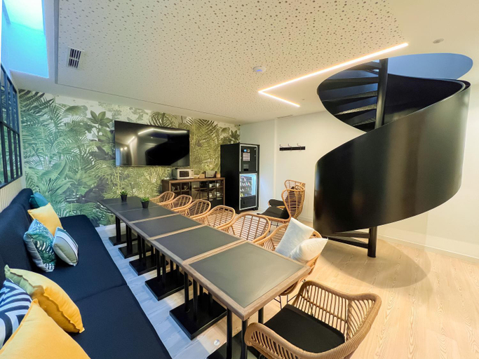 Others 5, Hostel Charino, Pontevedra