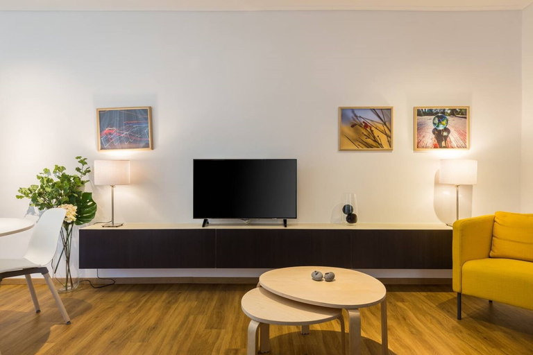Room 5, Elegance in Vouliagmeni, Attica