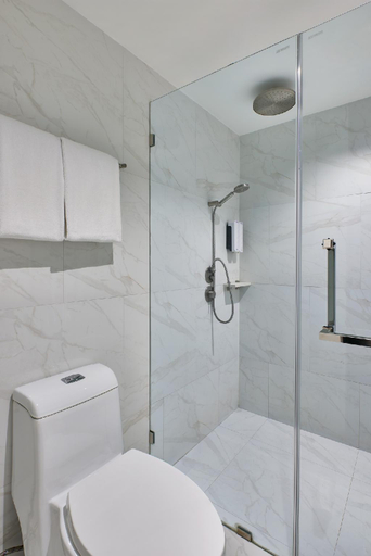 Bathroom 11