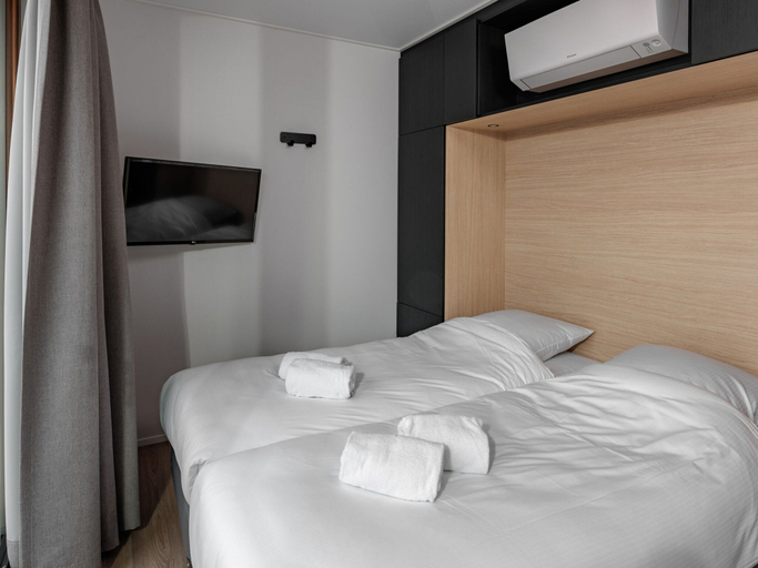 Others 3, Lodge Near Brouwersdam & North Sea Beaches, Schouwen-Duiveland