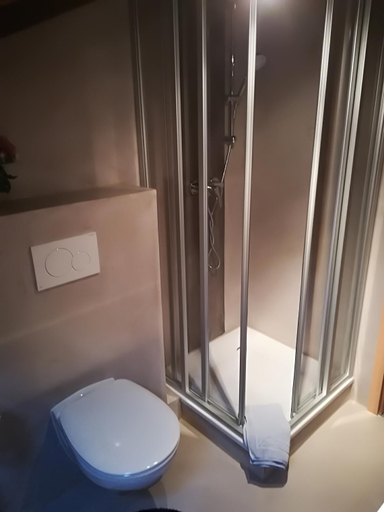 Bathroom 2, Landhaus Irma, Passau