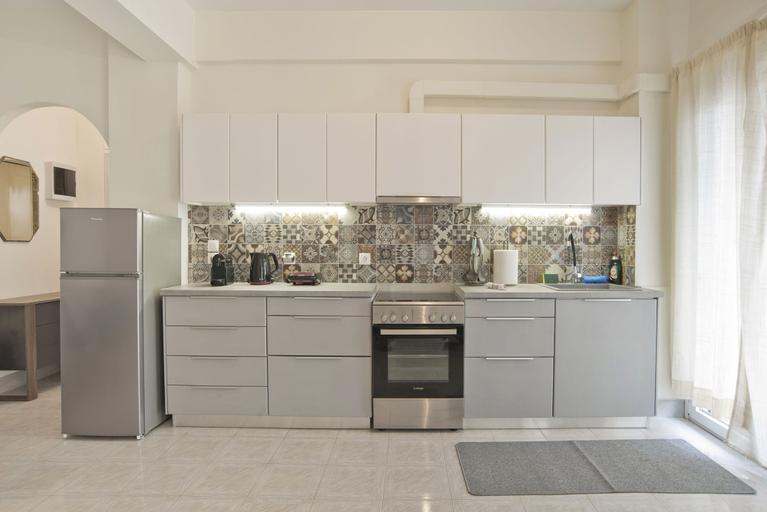 Room 3, Milena in Moschato With 1 Bedrooms and 1 Bathrooms, Attica