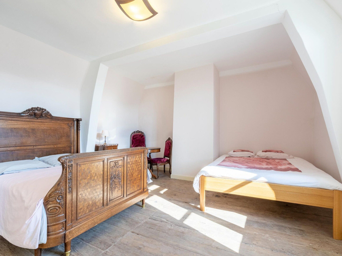 Room 4, Cozy Comfort in Cerfontaine, Namur