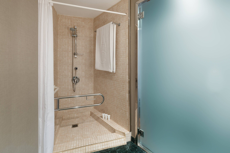 Bathroom 5, AC Hotel Gran Canaria by Marriott, Las Palmas