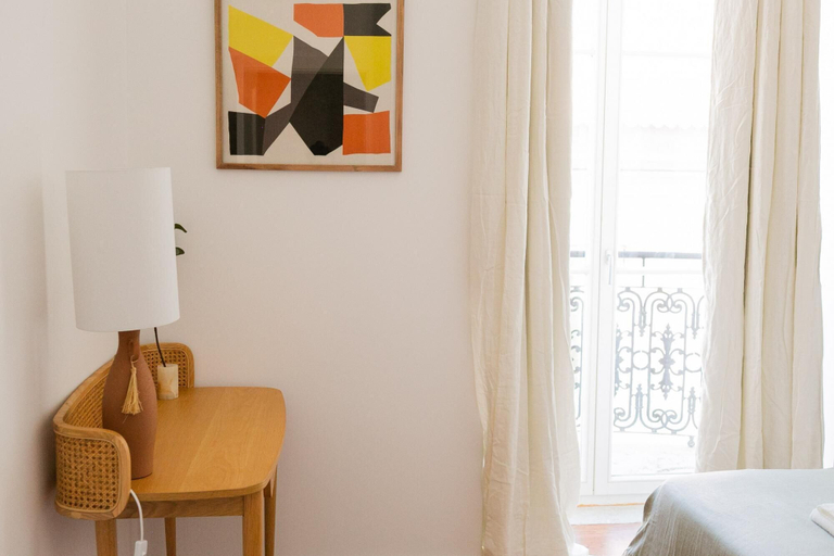 Others 3, President Pais Apartment, Faro