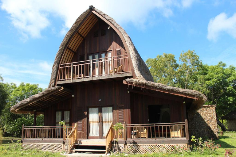 Exterior 1