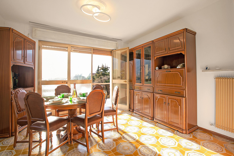 Room 4, Mass Home in Arco With 2 Bedrooms and 1 Bathrooms, Trento