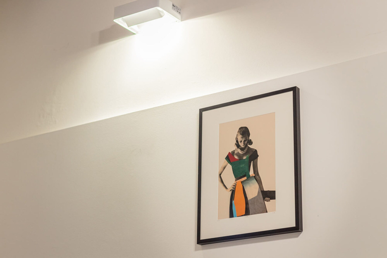 Others 4, Moderno Loft nel Cortile di un Casale Storico, Milano