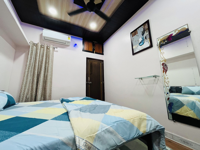 Bedroom 13