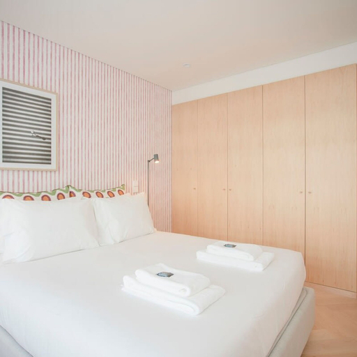 Room 4, Allegro Boutique Apartments 1B by Liiiving, Porto