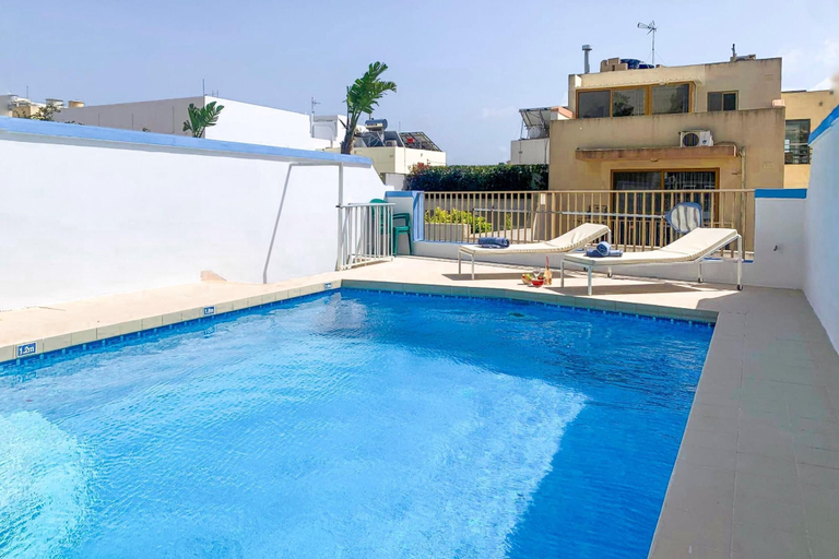 Room 4, Merill Pool and Sea Penthouse Apart 6