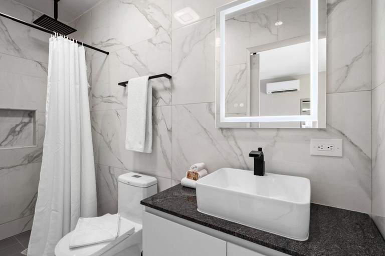 Bathroom 4, Brand NEW 1br2ba w Privatepool in Amazing Location
