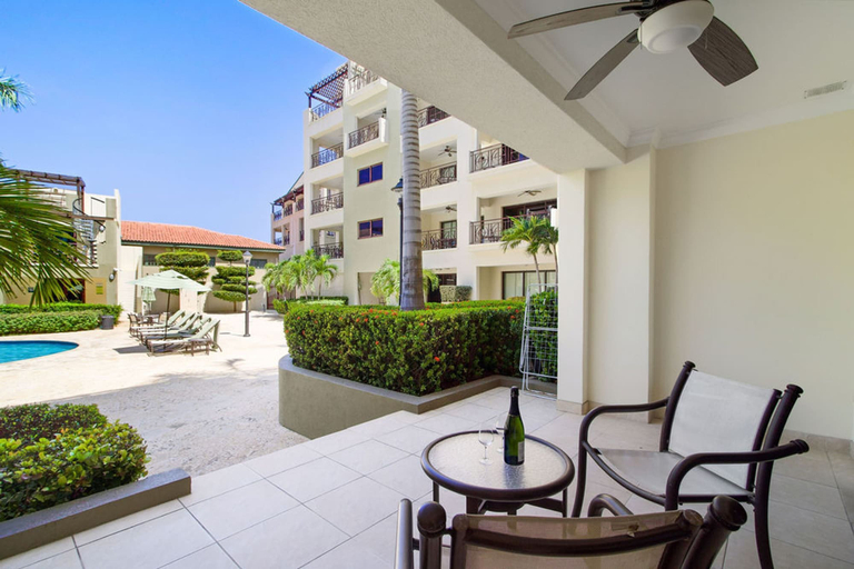 Others 4, 1br1ba Condo in Amazing Location w Pool and GYM