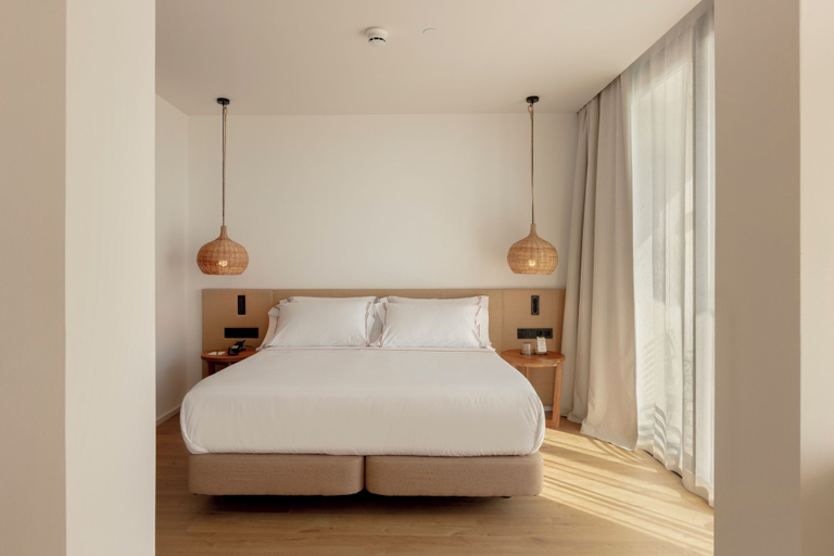 Bedroom 3, Elisabeth by the Sea Hotel 5*, Girona