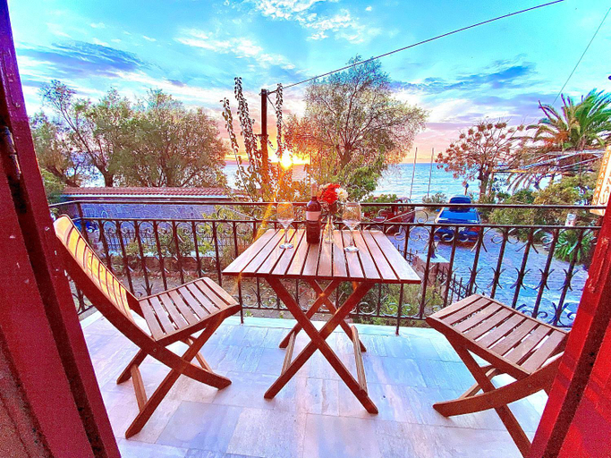 Others 4, Hermes Hotel, North Aegean