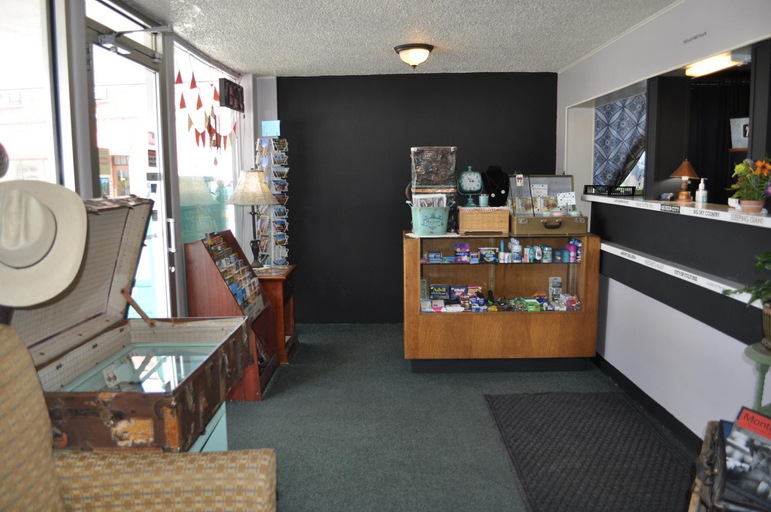 Food & Drinks 3, Budget Inn Express Helena, Lewis and Clark